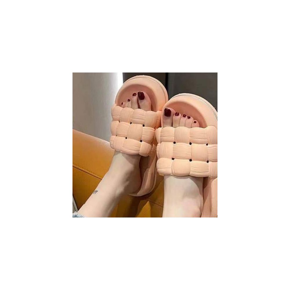 شبشب حريمي بينك